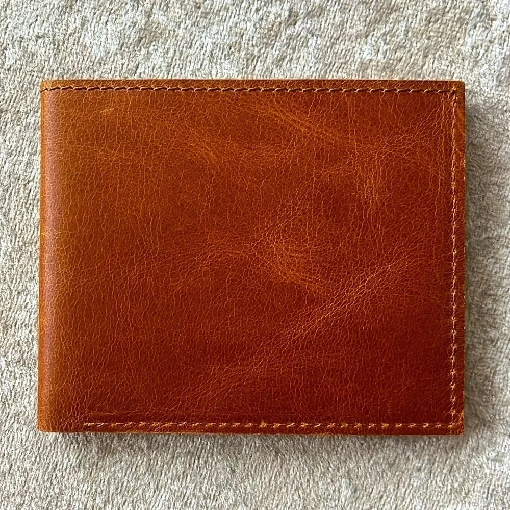 NWOT Genuine Leather Men’s Bifold Wallet Cognac Vintage Slim Minimalist